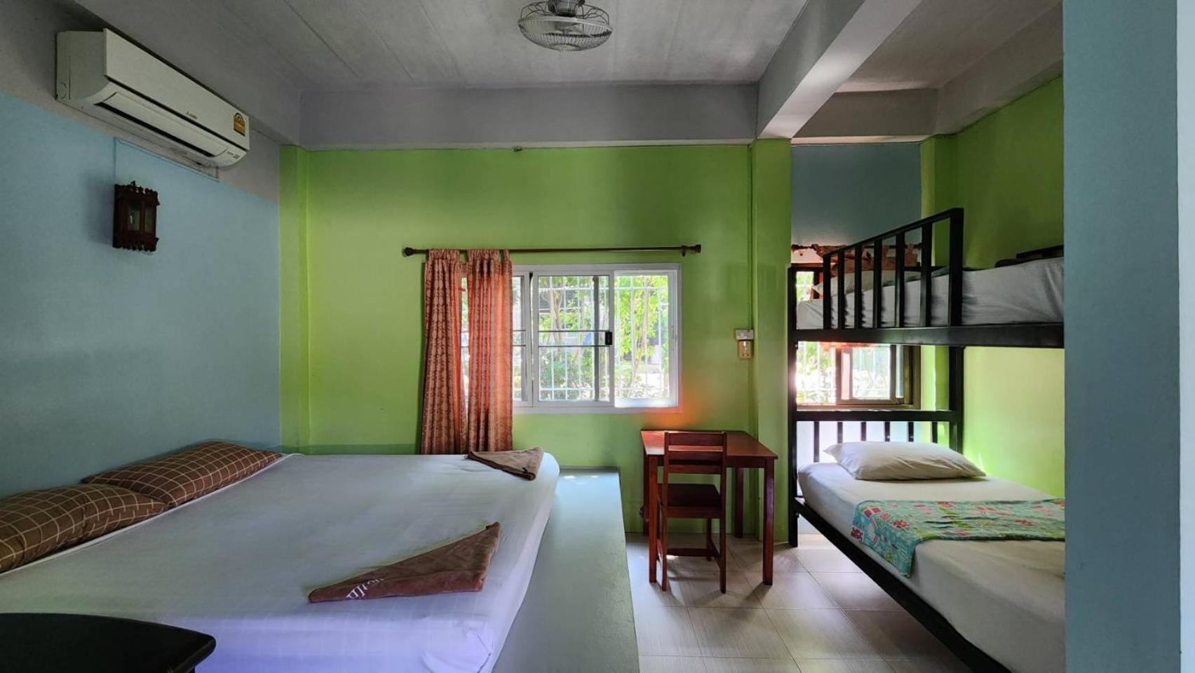 Sarin Guesthouse สาริน Ko Tao Bagian luar foto